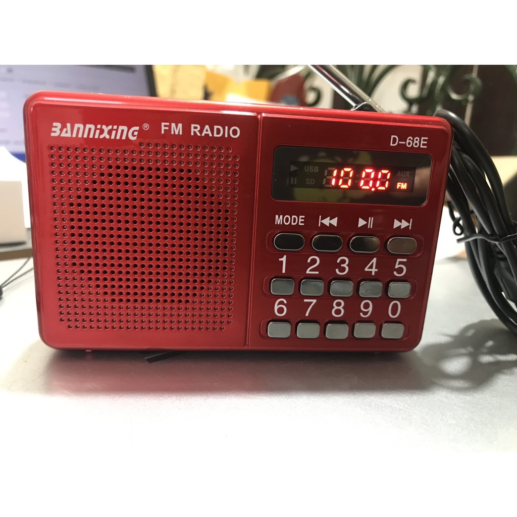 Đài FM Radio Bannixing D-68E kiêm máy nghe nhạc có cổng cắm USB và thẻ nhớ, tặng kèm pin 5C cùng dây sạc - Lệ Shop
