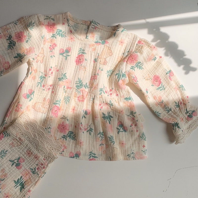 Bộ xô muslin hoạ tiết xinh xắn cho bé gái