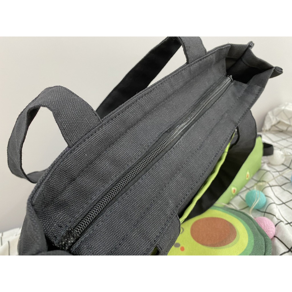 Túi Tote Túi Vải Leo Canvas Đen Đắp Gấu Ngủ