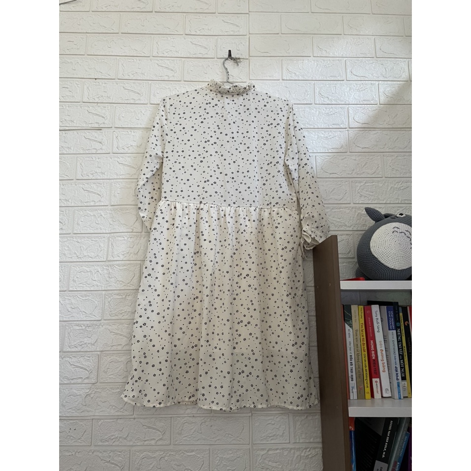 Đầm babydoll kem hoa nhí