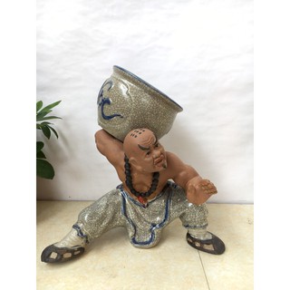 Chậu tượng La Hán cõng vò