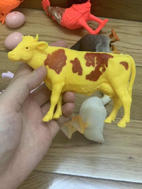 Bộ đồ chơi 6 con vật nuôi trong nhà