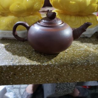 Ấm trà đất