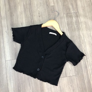 Áo croptop cô V tay ngắn cài nút