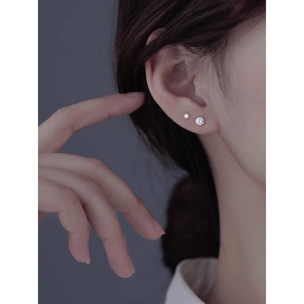 Bông tai Thép Y Tế đá trắng nam nữ (1 chiếc)