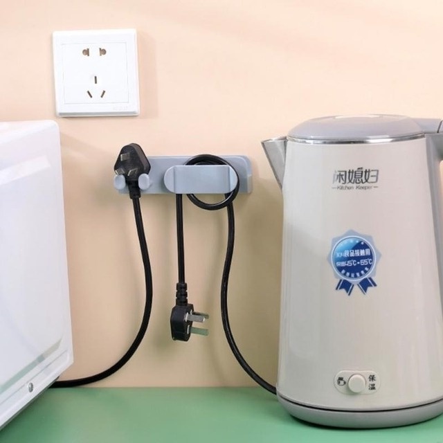 Giá Đỡ Ổ Cắm Điện Gắn Tường Không Cần Đục Lỗ Đa Năng