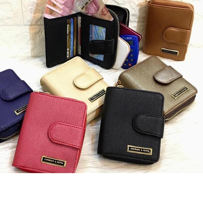 ^ Y-666 Simple Elegand Charles And Keith Wallet Can Be Fit Coins "