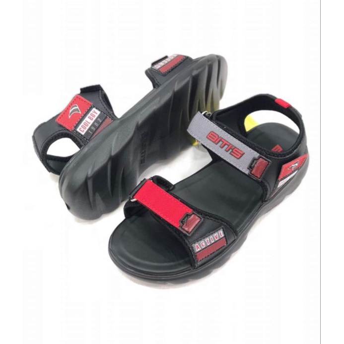 Sandal bé trai đế nhẹ bền đẹp