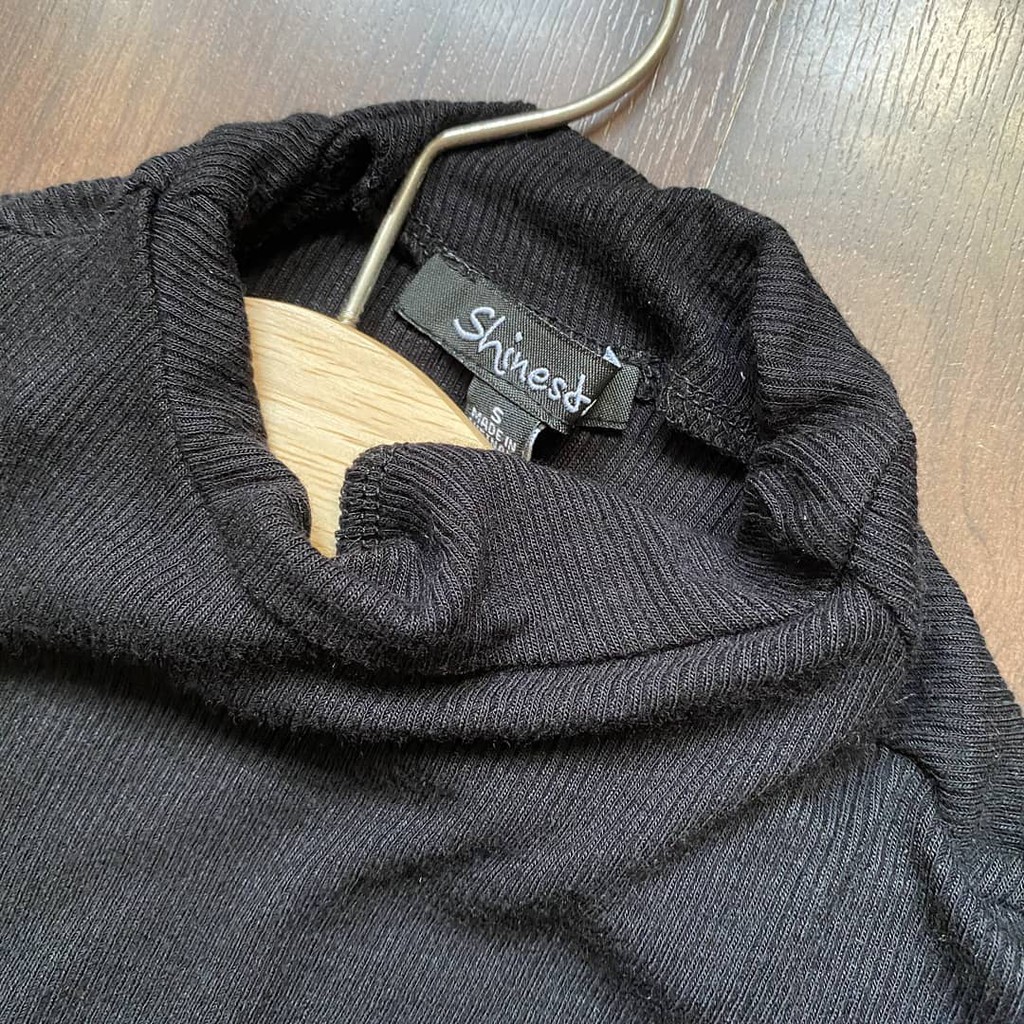 Áo Bodysuit Nữ Vnxk Hãng Sh!nestar / Chất Thun Gân / Dáng Áo Cổ Lọ Thấp / Màu Đen | BigBuy360 - bigbuy360.vn