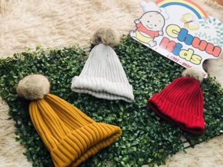 Mũ len xuất dư HM