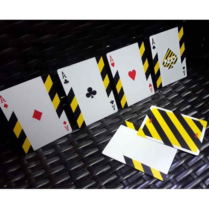 Bài ảo thuật USA (chính hãng) : Broken Borders Playing Cards