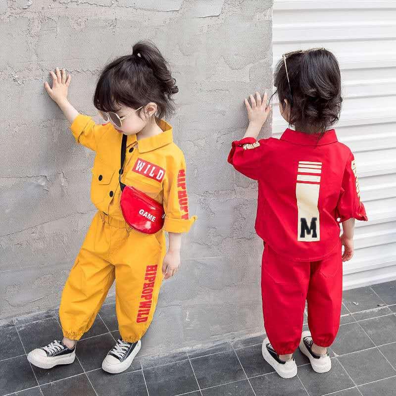 Set 2 Món Áo Khoác In Chữ M Và Quần Yếm Cho Bé Từ 0-5 Tuổi