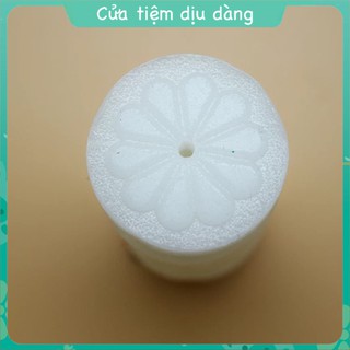 Sáp vuốt chỉ thêu