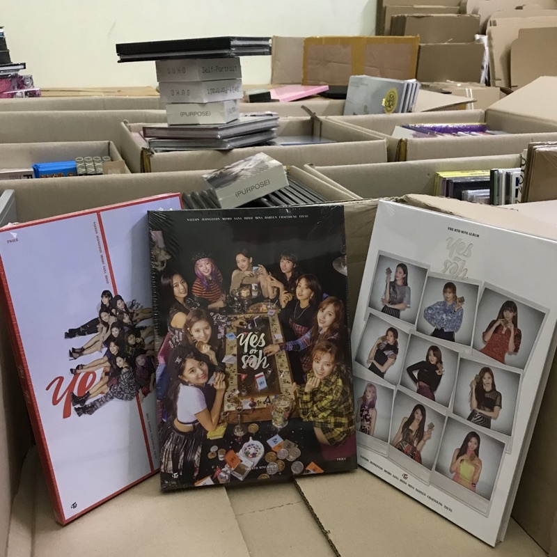 Bộ Giấy Ảnh TWICE - Yes Or Yes