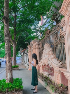 Chân váy Zara xuất màu xanh lá