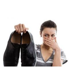 Xịt khử mùi hôi giày Apteka của Nga nam nữ trị bệnh hôi chân hiệu quả.Kháng nấm mốc, bảo vệ chân khỏi các bệnh da liễu