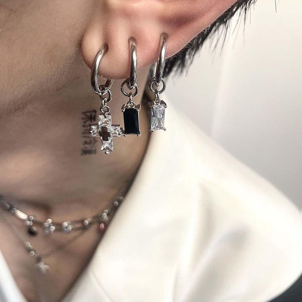 Khuyên Tai Tròn Hình Thánh Giá Bằng Thép Titan Đính Đá Zircon Phong Cách Gothic Punk Dành Cho Nam