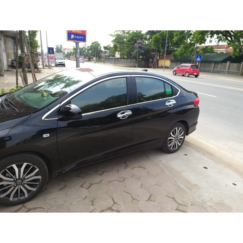 Nẹp chân và viền cong kính Honda City 2016-2021