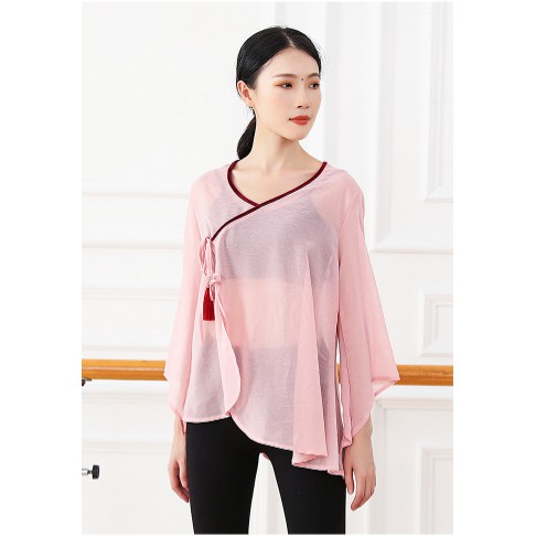 Áo vạt chéo đính tua rua