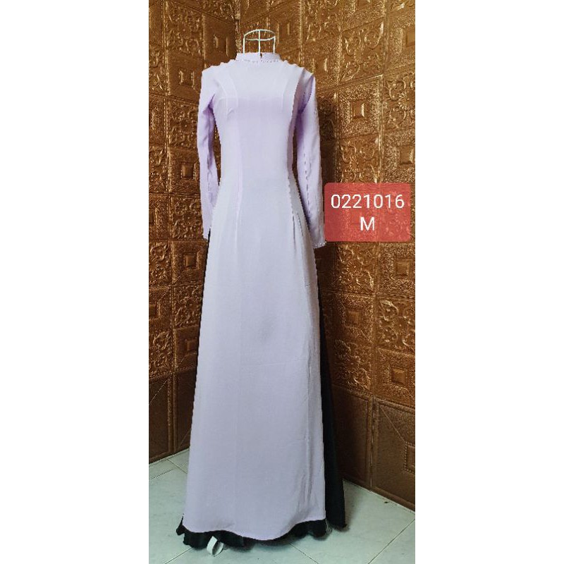 Áo dài trơn truyển thống