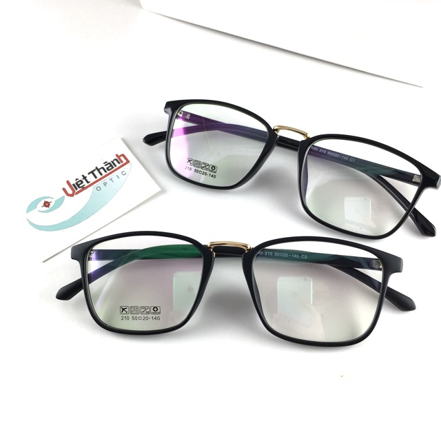 Gọng kính vuông dẻo lắp cận tốt