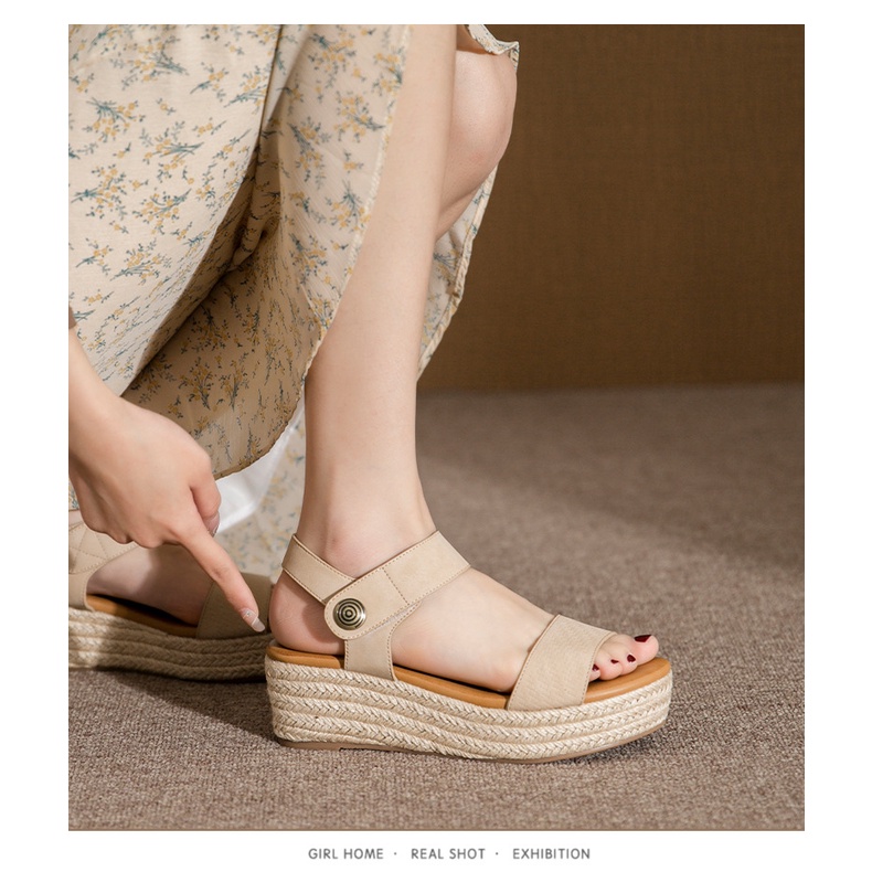Sandal đế bằng siketu quai dán