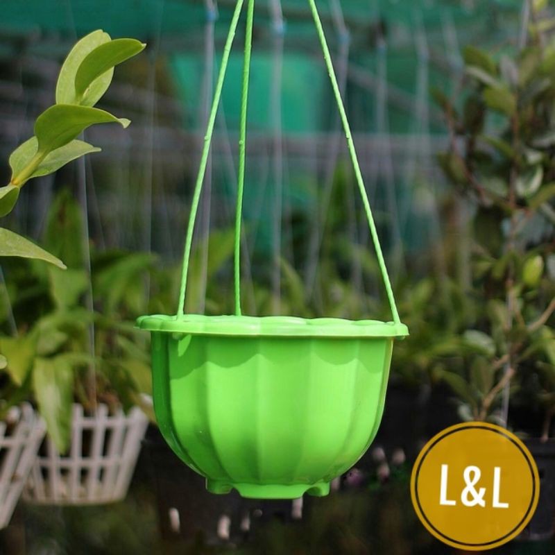 Chậu nhựa treo hình quả bí size 23x16cm trồng cây ban công, nhà hàng, quán cafe, TẶNG KÈM MÓC TREO