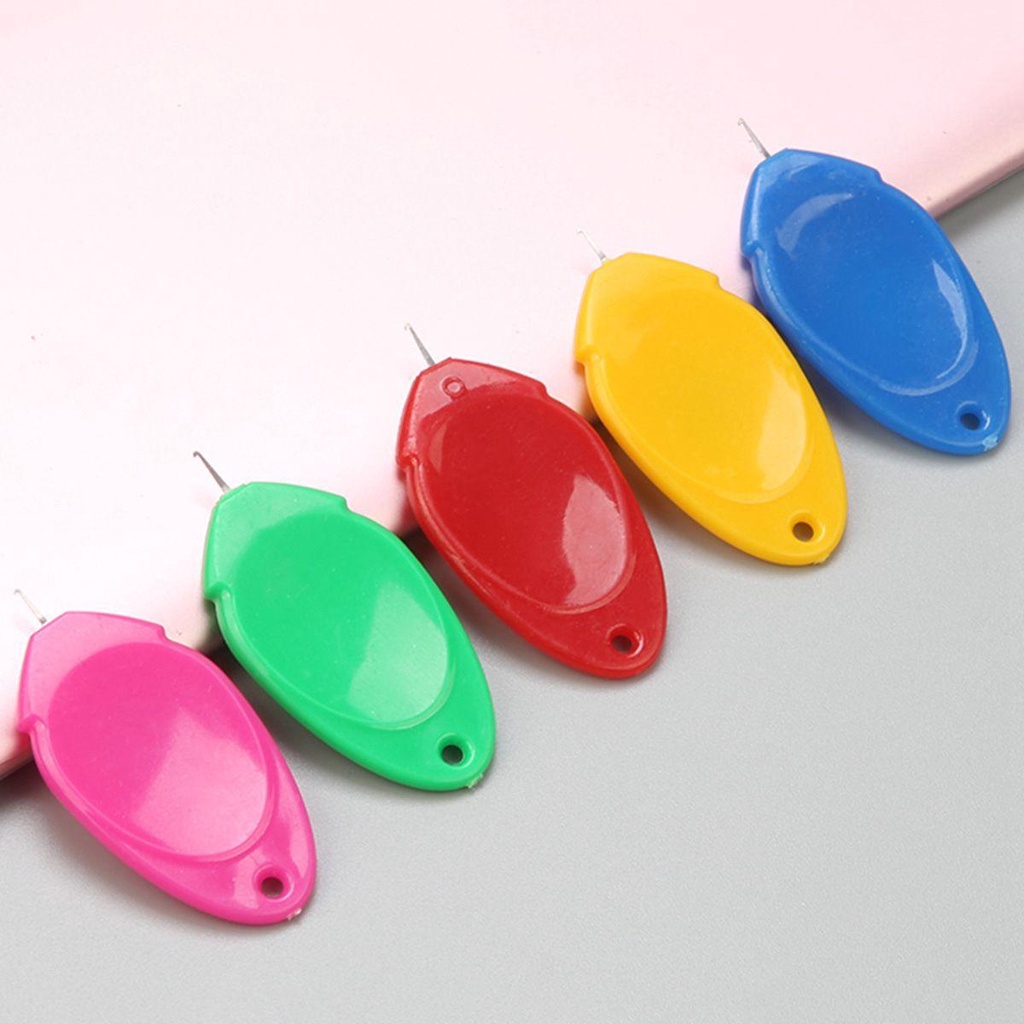 Dụng Cụ Xỏ Kim Chỉ Nhiều Màu Sắc