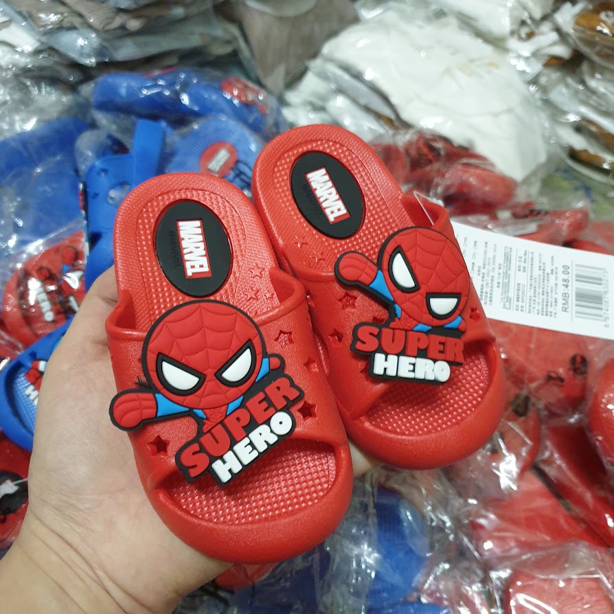 Dép siêu nhân bé trai không mùi mềm dễ đi
