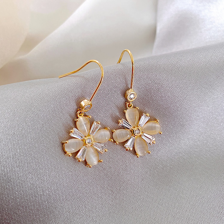 Bông Tai Mạ Bạc 925 Đính Đá Thời Trang Cho Nữ