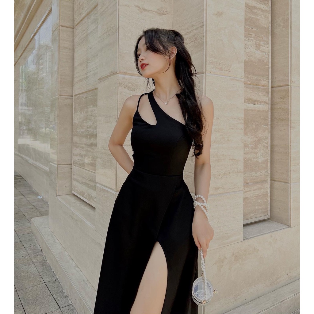 Hanami Store- Đầm Dotie cut ngực xẻ tà