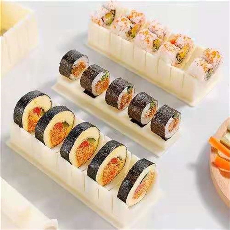 Khuôn nhựa làm cơm cuộn sushi kimbap