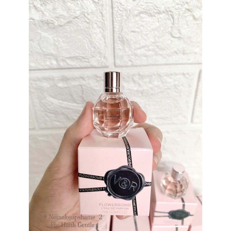 Nước hoa Viktor Rolf FlowerBomb mini