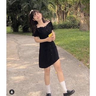 YEUI DRESS ( Váy trễ vai đen basic )