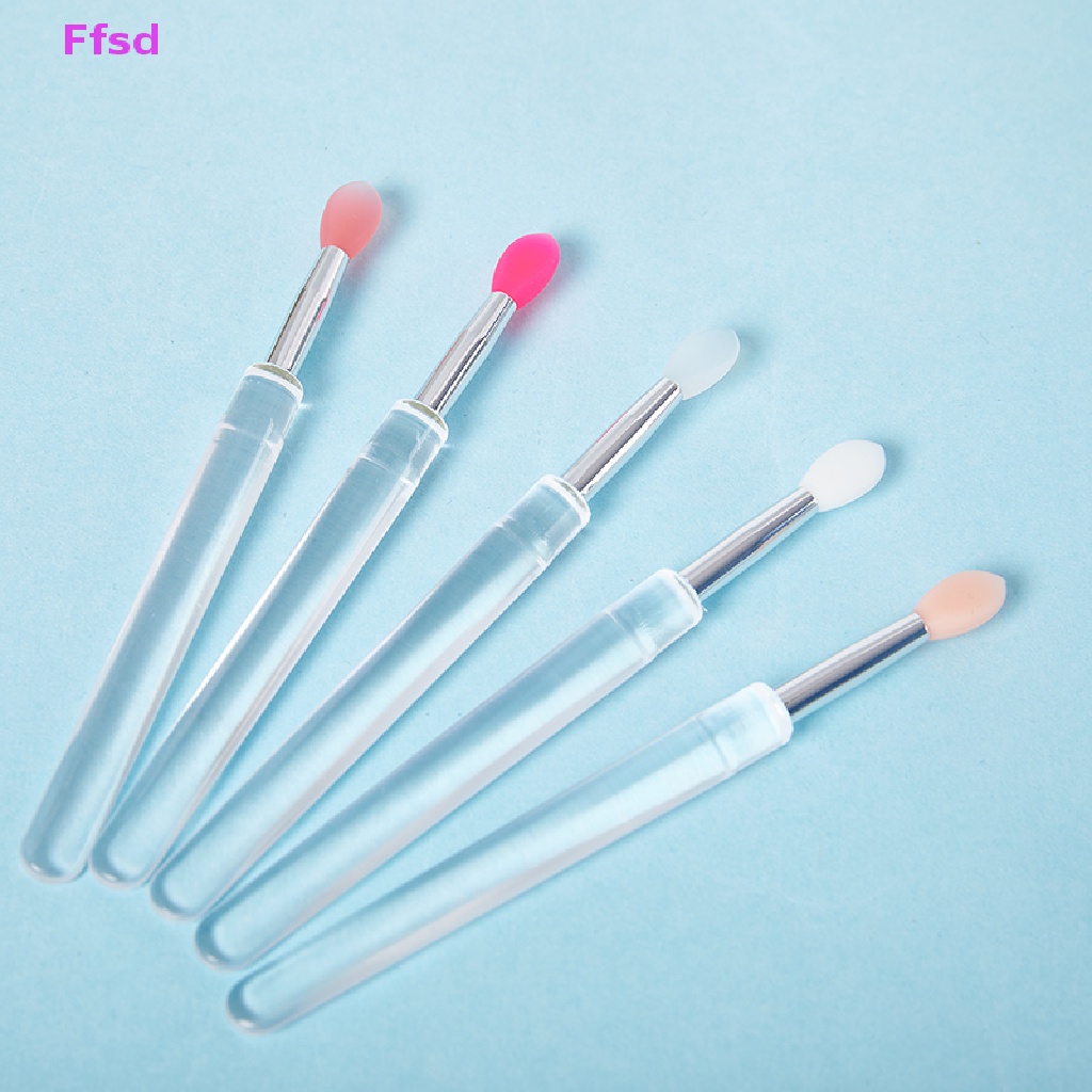 Bộ 2 Cọ Tô Son Môi Bằng Silicone Kèm Nắp Chống Bụi