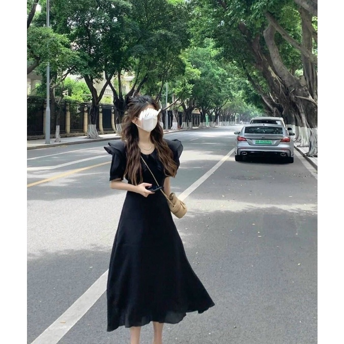 Đầm midi đen voan tơ cổ hai lớp