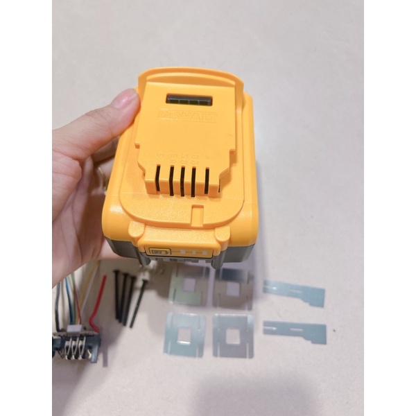 Bộ vỏ mạch dewalt 20v giống zin