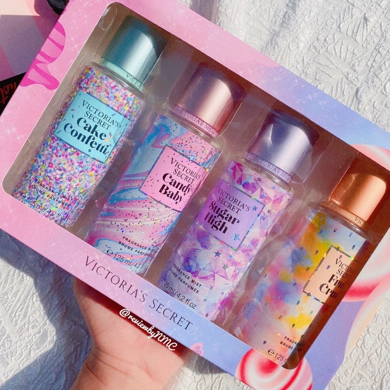 Set 4 Chai Xịt Body VICTORIA'S SECRET Hương Kẹo Ngọt Kèm Túi Quà Siêu Hot
