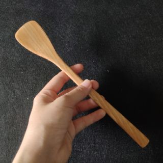 Muỗng gỗ nhãn
