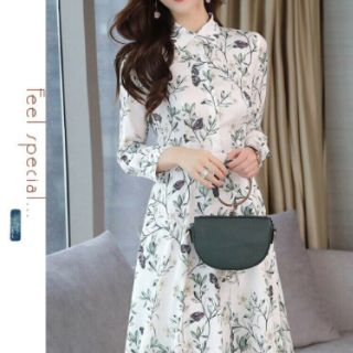 Đầm lụa phối nút cổ sơ mi cao