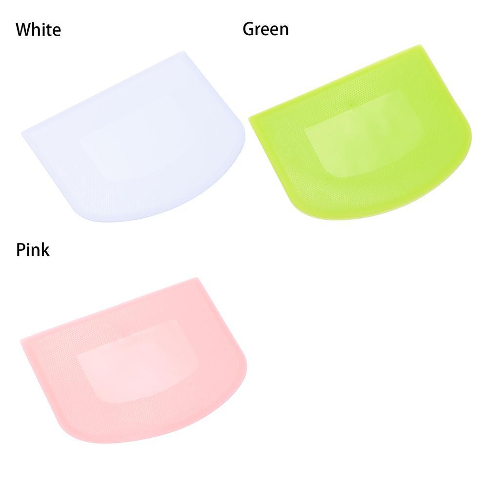 Dụng Cụ Cạo Bột Làm Bánh Bằng Nhựa Chuyên Dụng