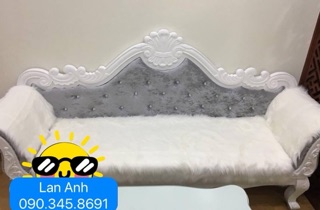 Thảm lông màu trắng