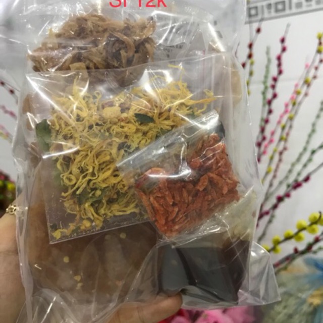 (Nhỏ/1 nửa) CƠM CHIÊN KHÔ GÀ SỐT ME NGỌC THUỶ | BigBuy360 - bigbuy360.vn