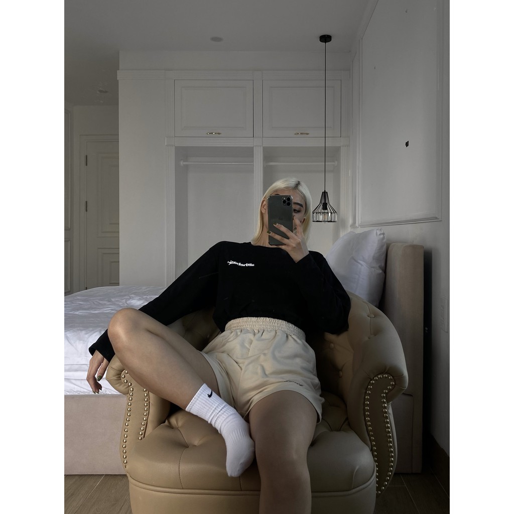 Áo thun dài tay form rộng Streetwear - All The Basic