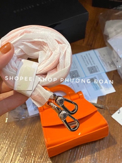 Túi Cê ka size 13cm da bóng hot hit full hộp ảnh thật