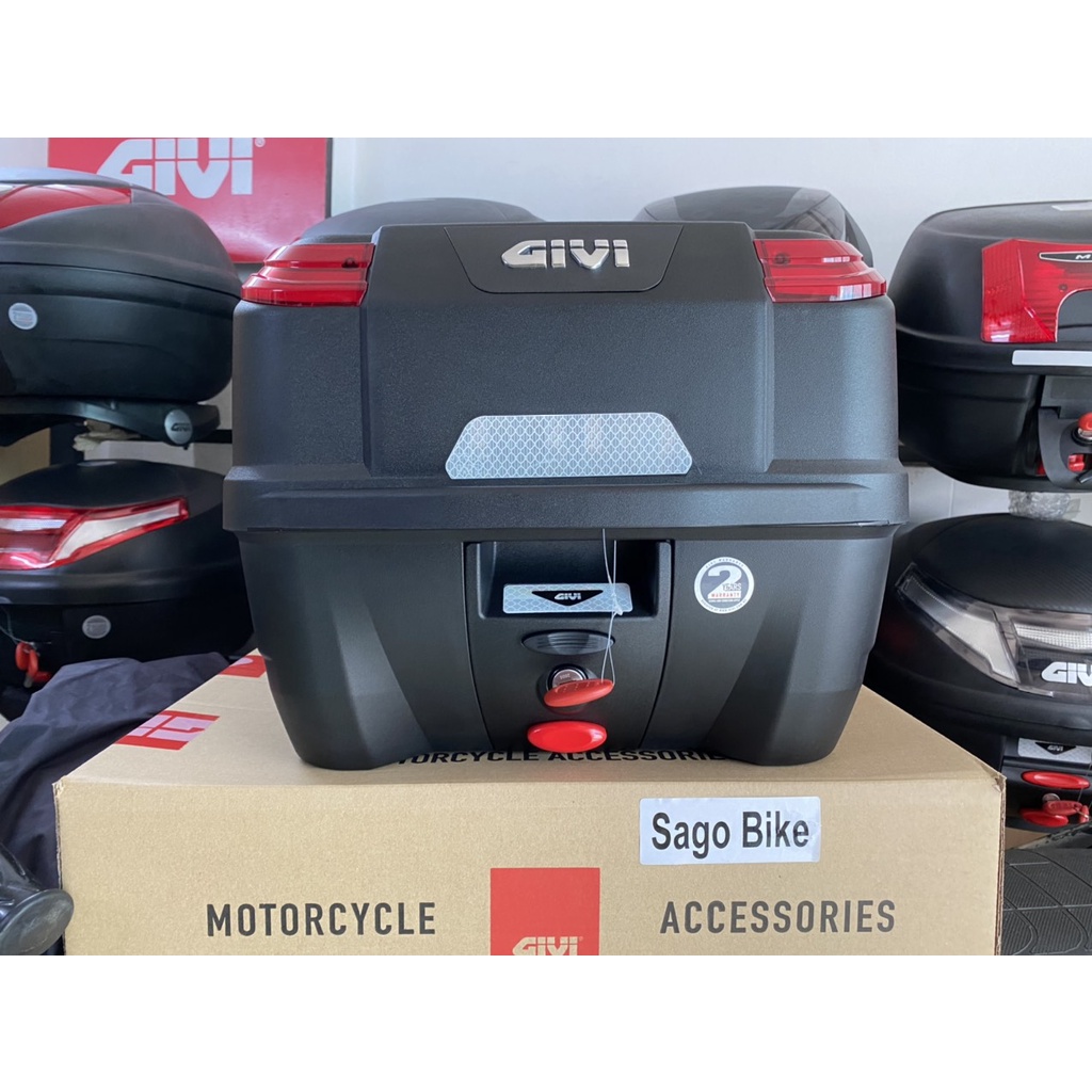 Thùng xe Sirius, thùng Givi B33NM và baga givi lắp cho xe Sirius, hàng Givi chính hãng, bảo hành 2 năm