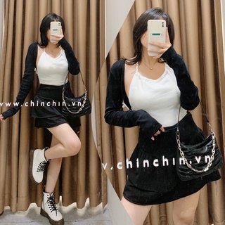 Set áo croptop yếm trắng khoác đen