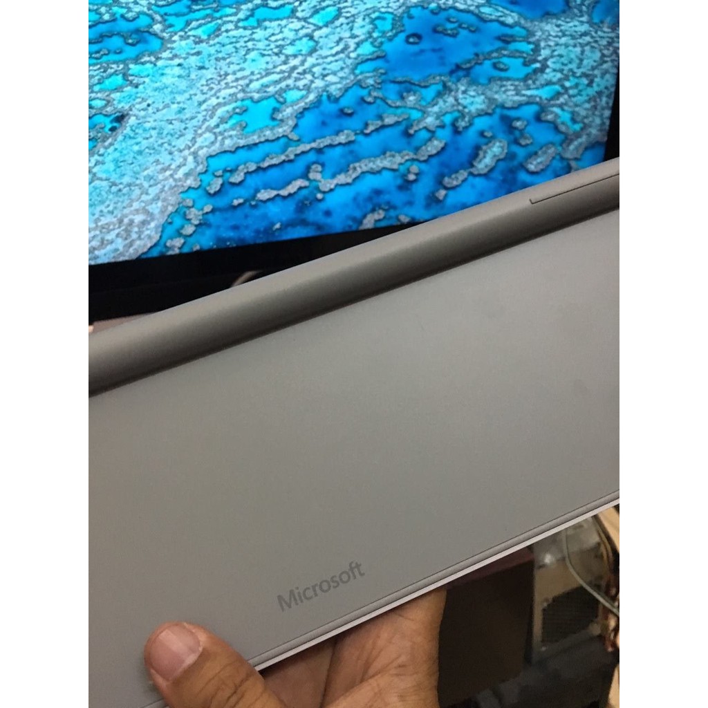 Surface Studio i7 /32G DDR4 /GTX980 /2T . Sản phẩm công nghệ Microsoft new 100% cập bến bằng Vietnamairline