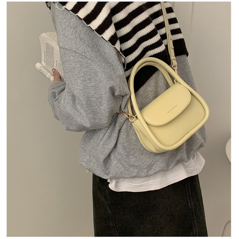 Túi Xách Đeo Chéo Hình Vuông Nhỏ Đơn Giản Mẫu 2022 Gylb564