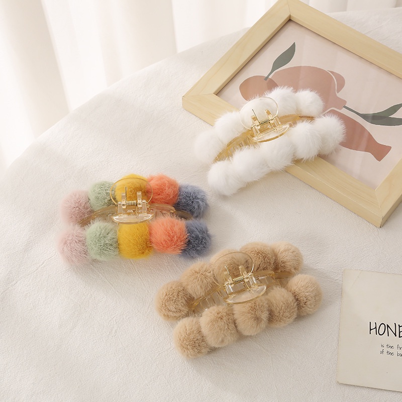 Kẹp Tóc Càng Cua Đính Bóng Lông Dễ Thương Cho Nữ